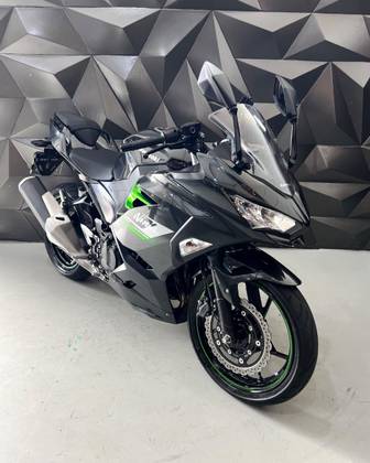 KAWASAKI NINJA 400 